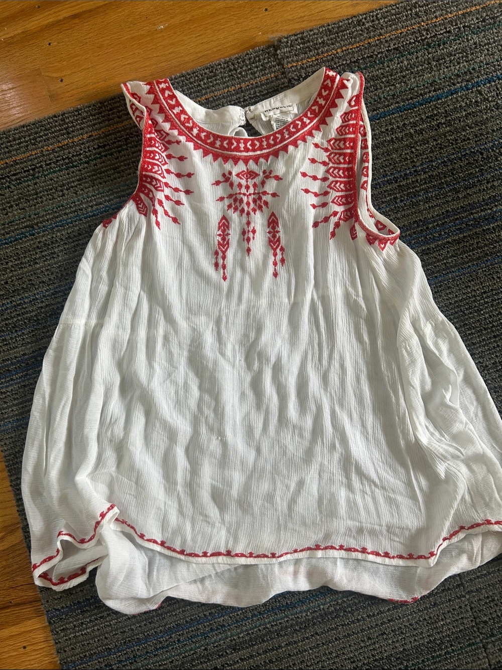 NWOTags For The Republic White Sleeveless Tunic with Red Embroidery
